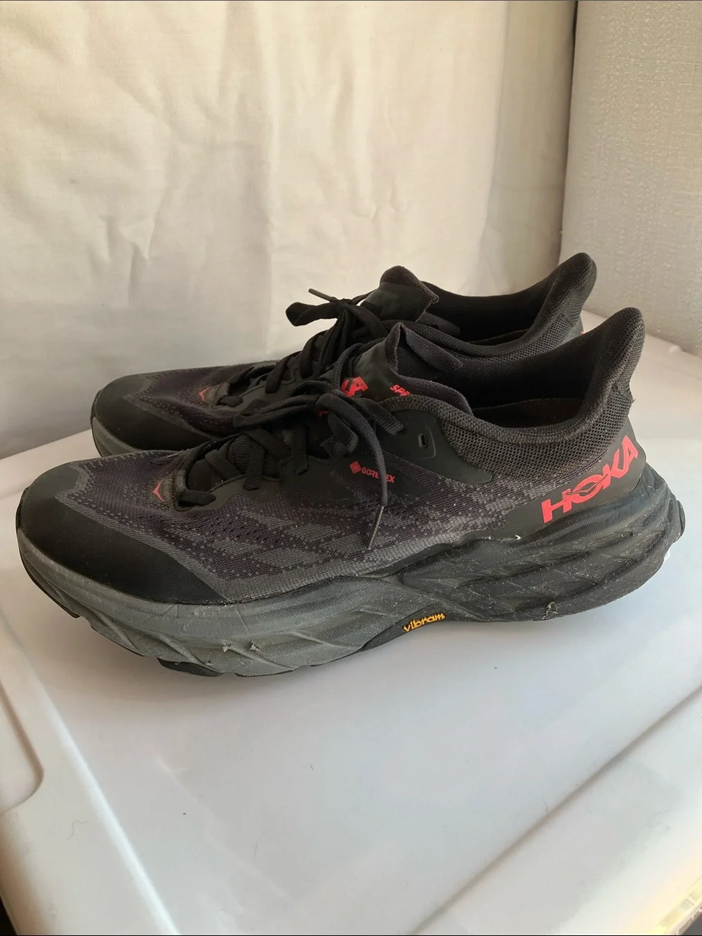 HOKA Speedgoat 5 Gore-Tex Trail Running Shoes Vibram Megagrip track women’s 10